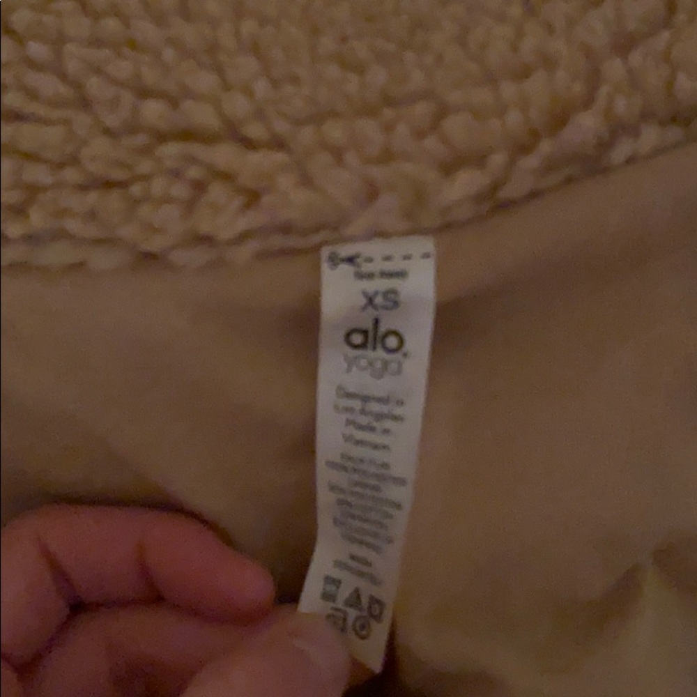 Never worn alo jacket “faux fur”